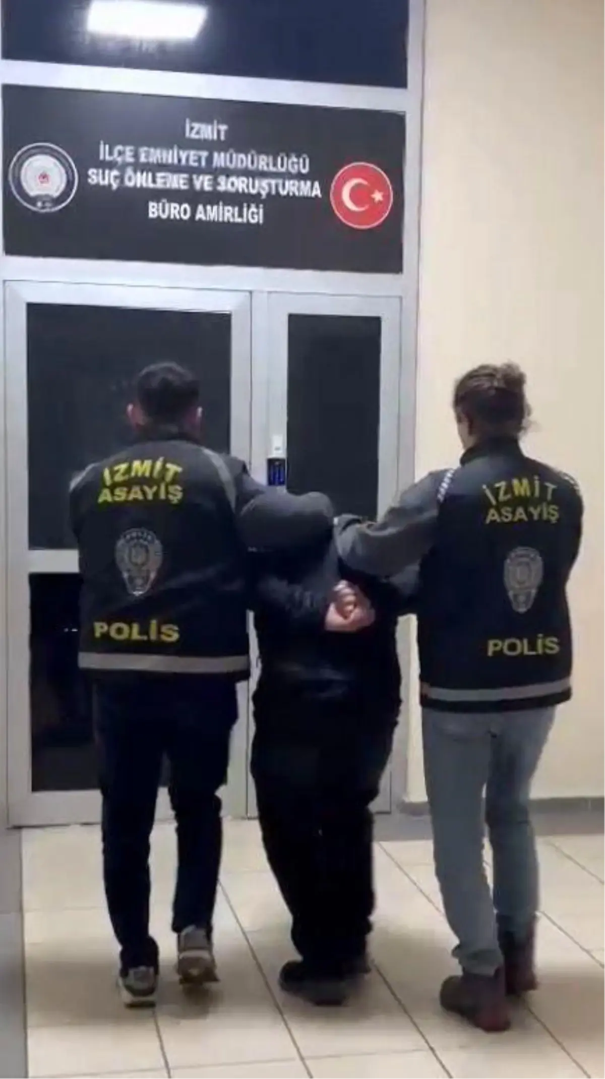 Kocaeli'de DMD hastası çocuğun yardım kumbarasını çalan şüpheli yakalandı
