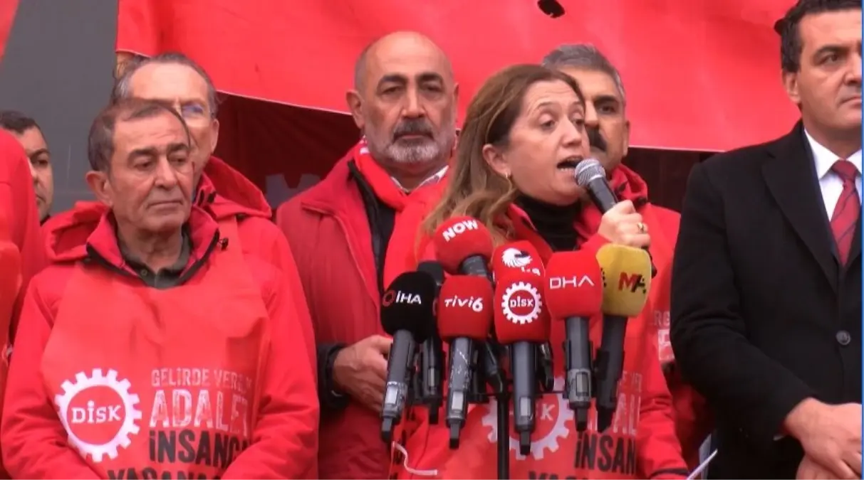 DİSK üyeleri, Ankara'ya yürüdü