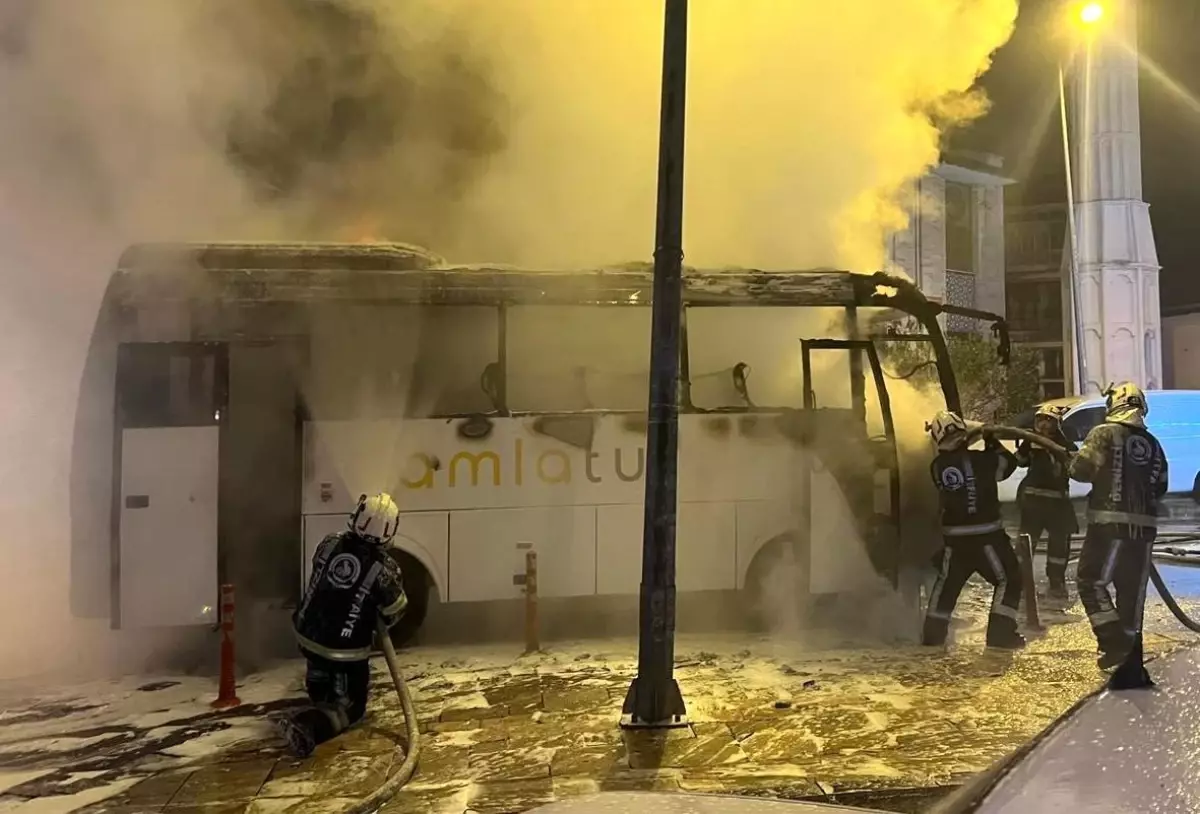 Servis şoförünün dikkati faciayı önledi, işçiler saniyelerle yanmaktan kurtuldu