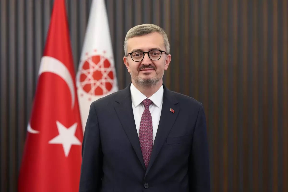 İletişim Başkanı Duran: Küresel yönetişim sorunu uluslararası sistemin tıkanmasına neden oldu