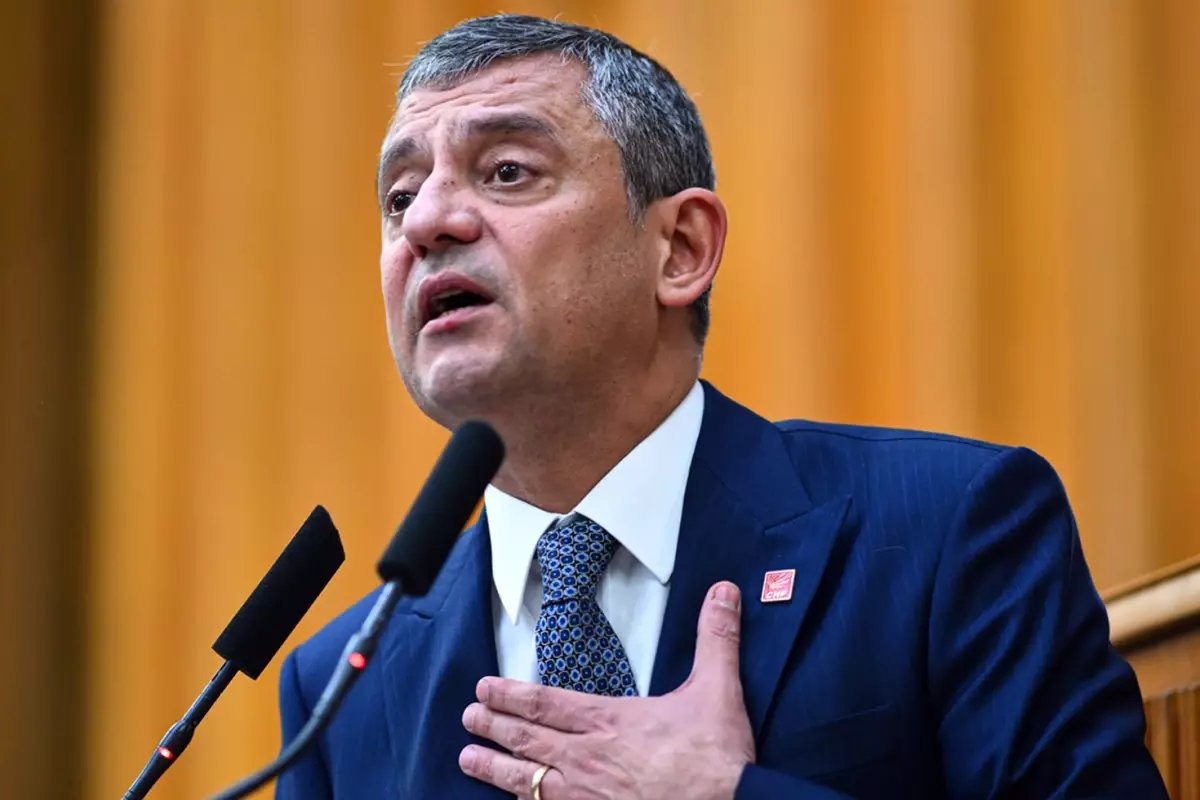 CHP Genel Başkanı Özel'den yeni asgari ücrete tepki