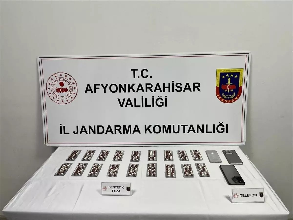 Afyonkarahisar'da uyuşturucu operasyonunda 4 şüpheli yakalandı