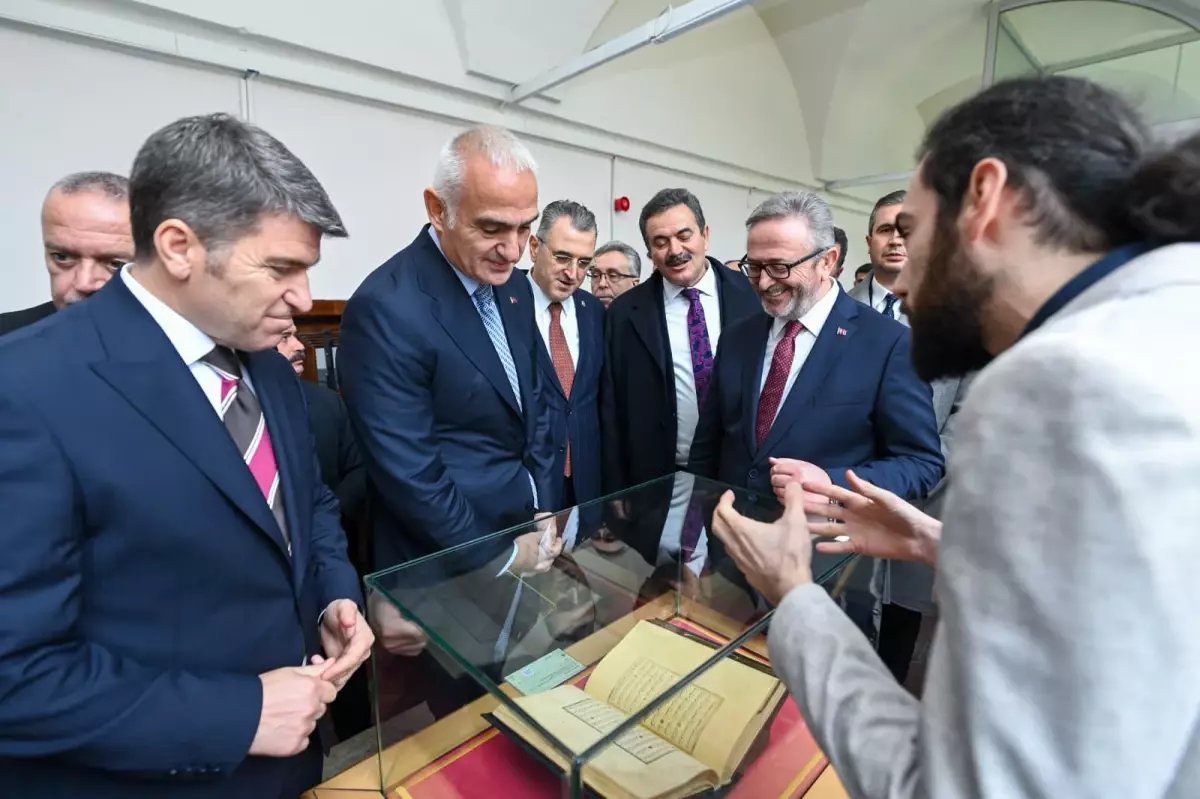 Bakan Ersoy: 8 yılda 221 yeni kütüphane hizmete açıldı, üye sayımız 7,6 milyona ulaştı