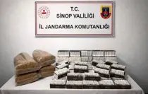 Sinop'ta kaçak tütün operasyonu: 20 kilo tütün, 10 bin adet makaron ele geçirildi