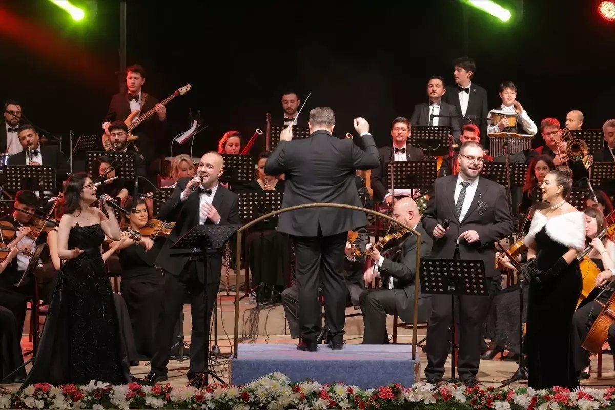 Trakya Üniversitesi Balkan Senfoni Orkestrası'ndan "Unutulmayanlar" konseri