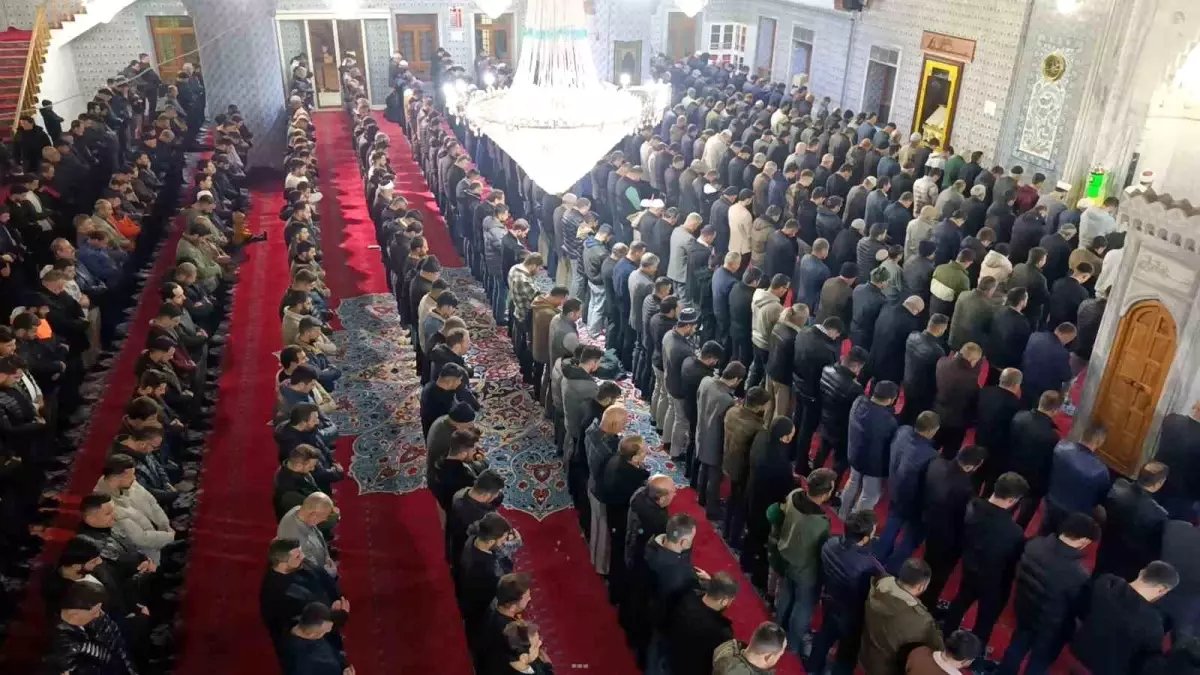 Şanlıurfa'da Regaip Kandili coşkusu