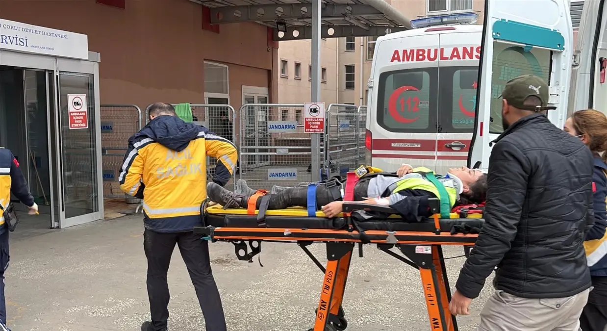 İş güvenliği uzmanı, fabrikadaki kazada yaralandı