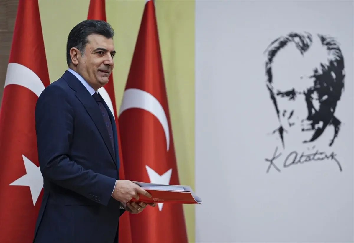 CHP Sözcüsü Emre, MYK gündemine ilişkin basın toplantısı düzenledi Açıklaması