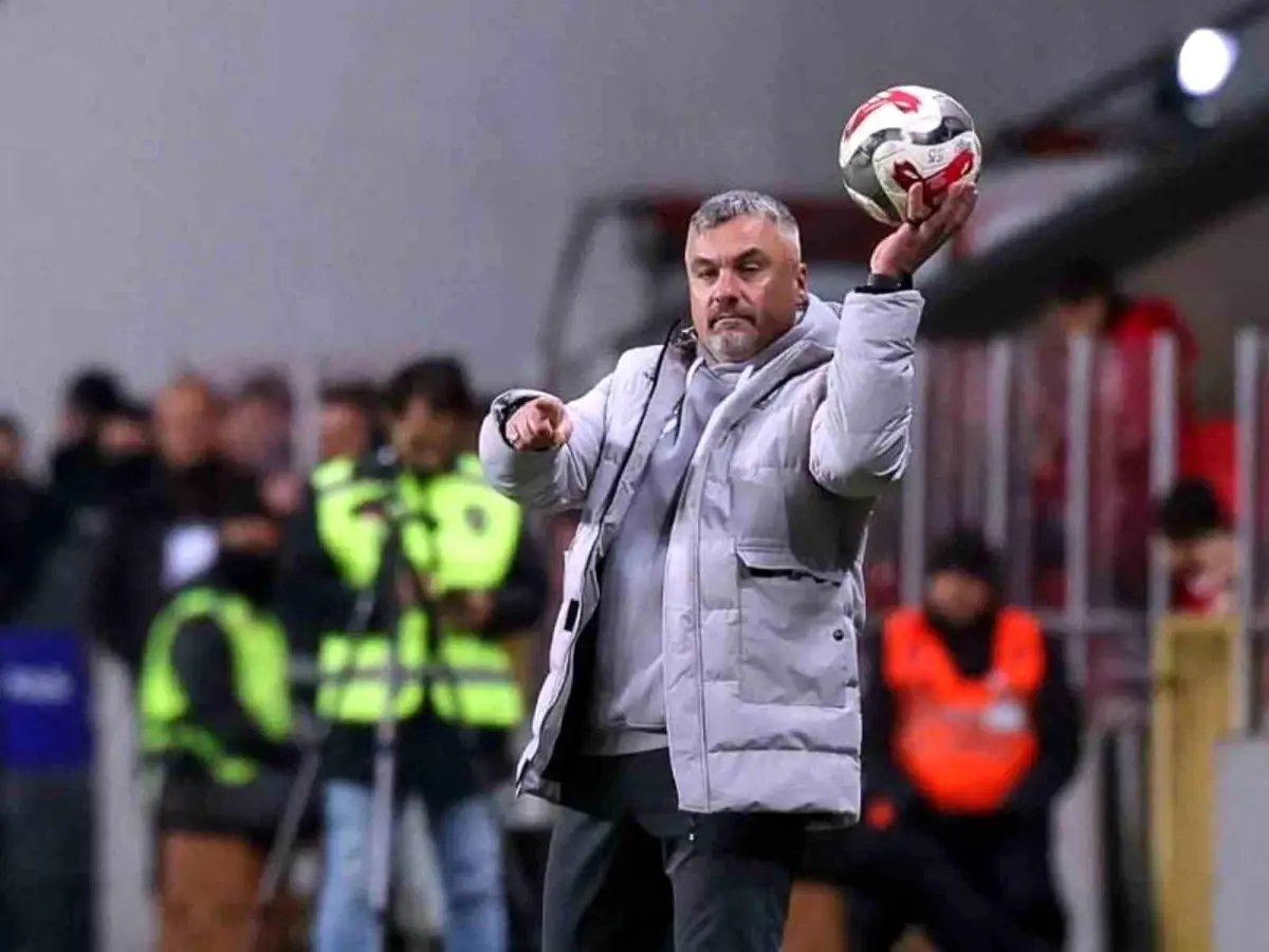 Samsunspor Teknik Direktörü Reis: "İlk yarı bizim adımıza başarılı geçti"