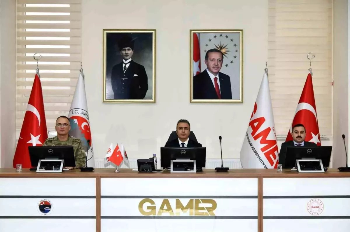 Ardahan'da, İl Güvenlik ve Asayiş Koordinasyon Toplantısı yapıldı