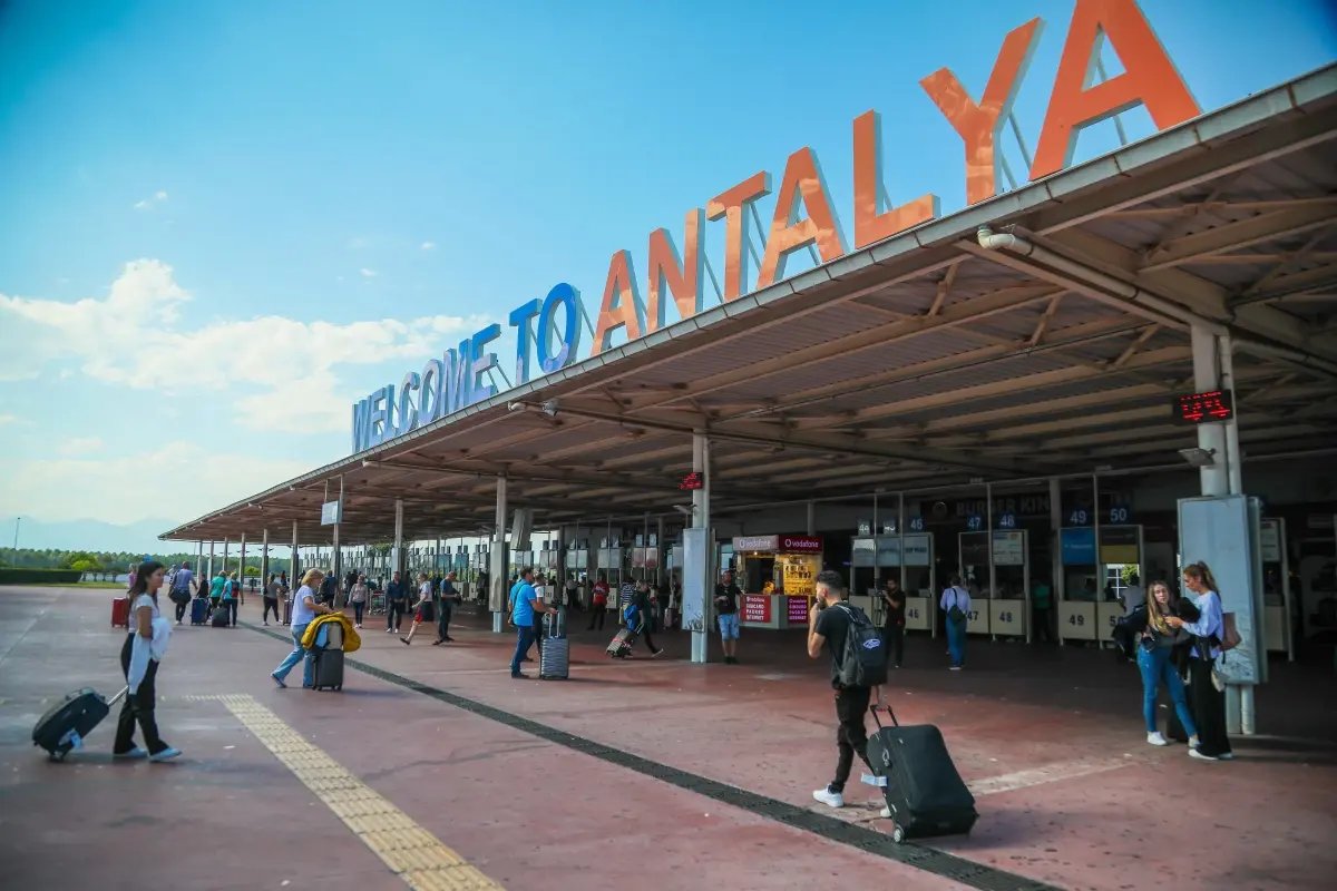 Antalya'ya En Çok Turist Gönderen Ülkeler Belli Oldu