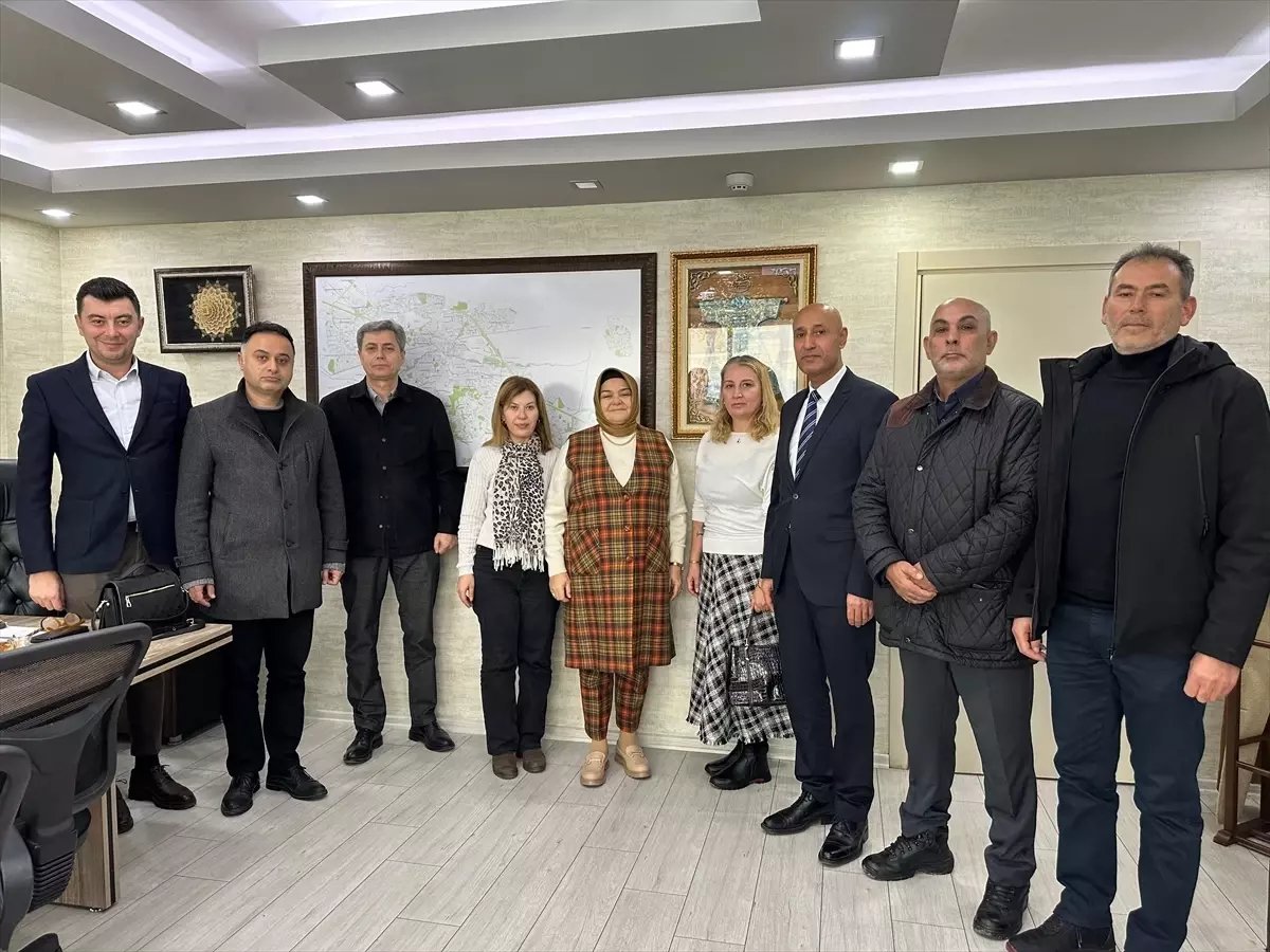 AK Parti'li Gürcan, vatandaşlar ile sivil toplum kuruluşlarının temsilcileriyle buluştu