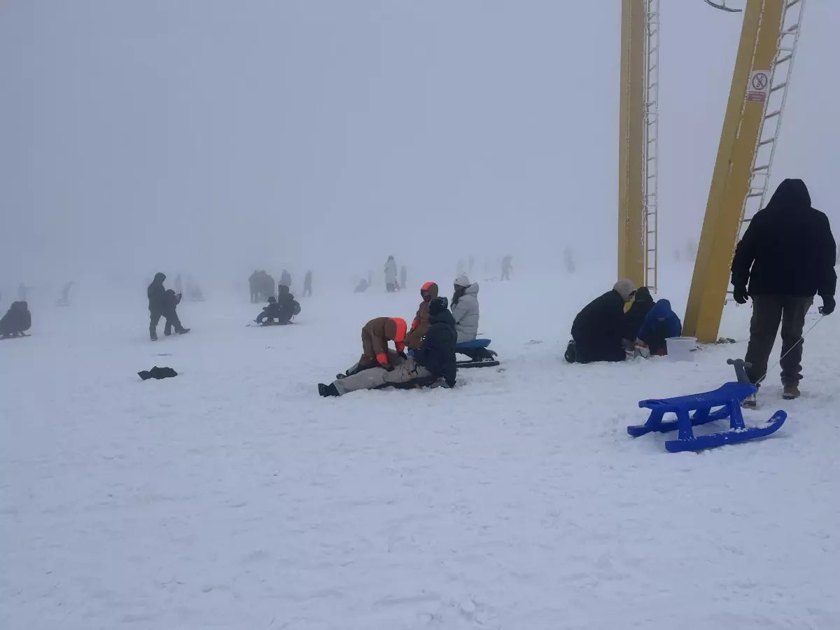 Uludağ, günübirlik tatilcilerin akınına uğradı