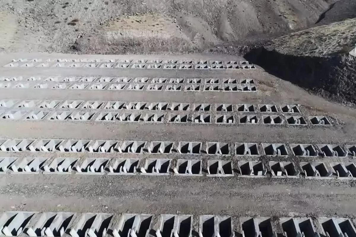 Mezarlar artık bir tık uzakta: İsteyen fotoğrafını görecek, isteyen dua okutacak