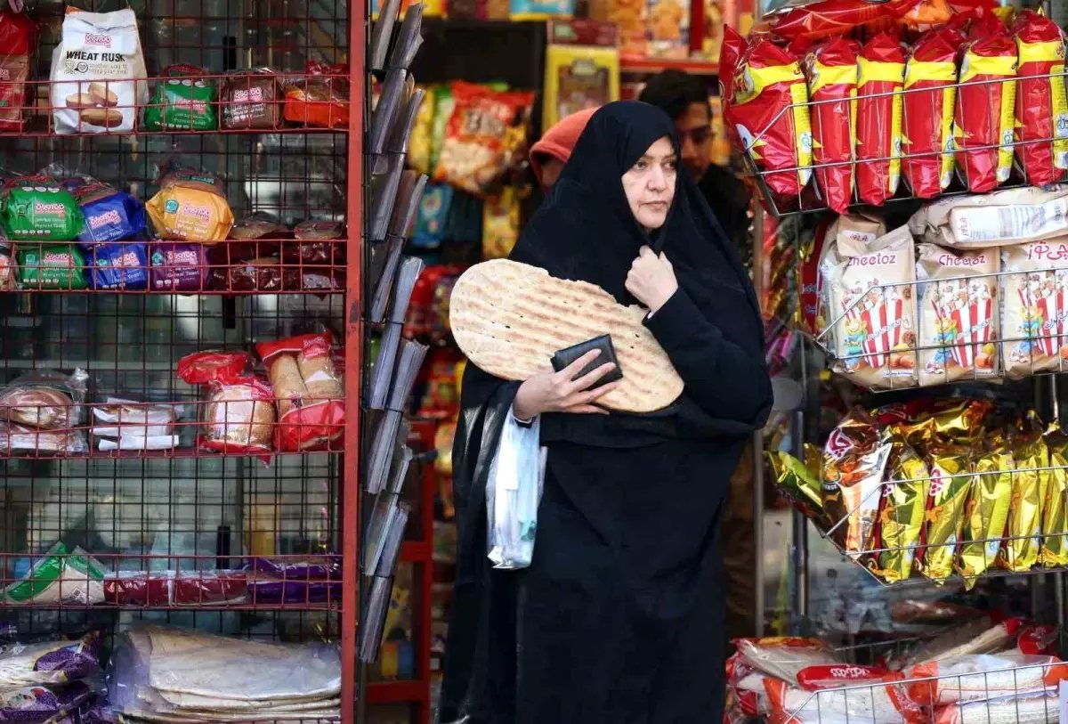 İran Cumhurbaşkanı Pezeşkiyan'dan protestolara yönelik ilk açıklama: "Protestocuların talepleri dinlenecek"