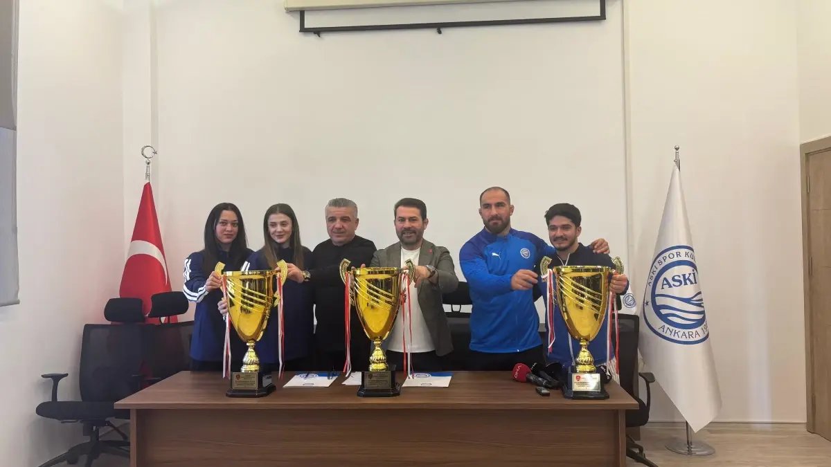 ASKİ Spor'da 2025 yılının başarıları 'Yeni Yıl Yemeği'nde paylaşıldı