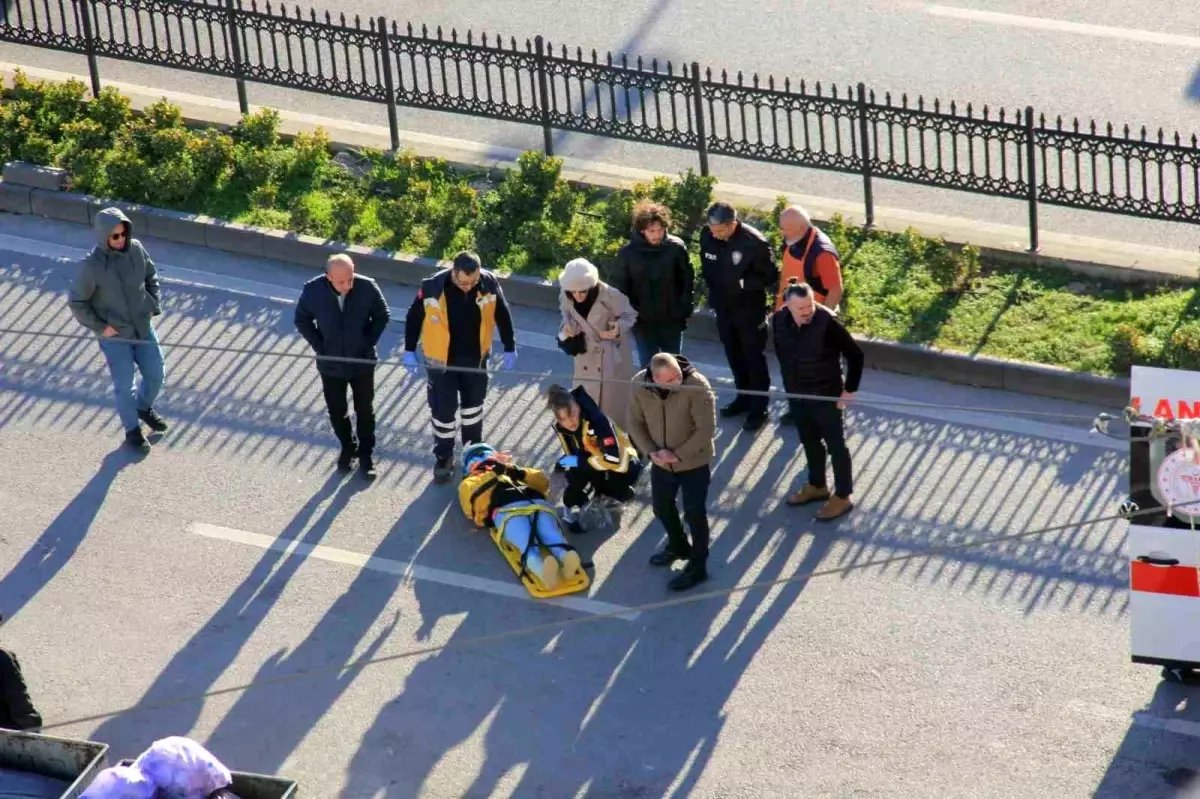 Pikap ile motosiklet çarpıştı: 1 yaralı