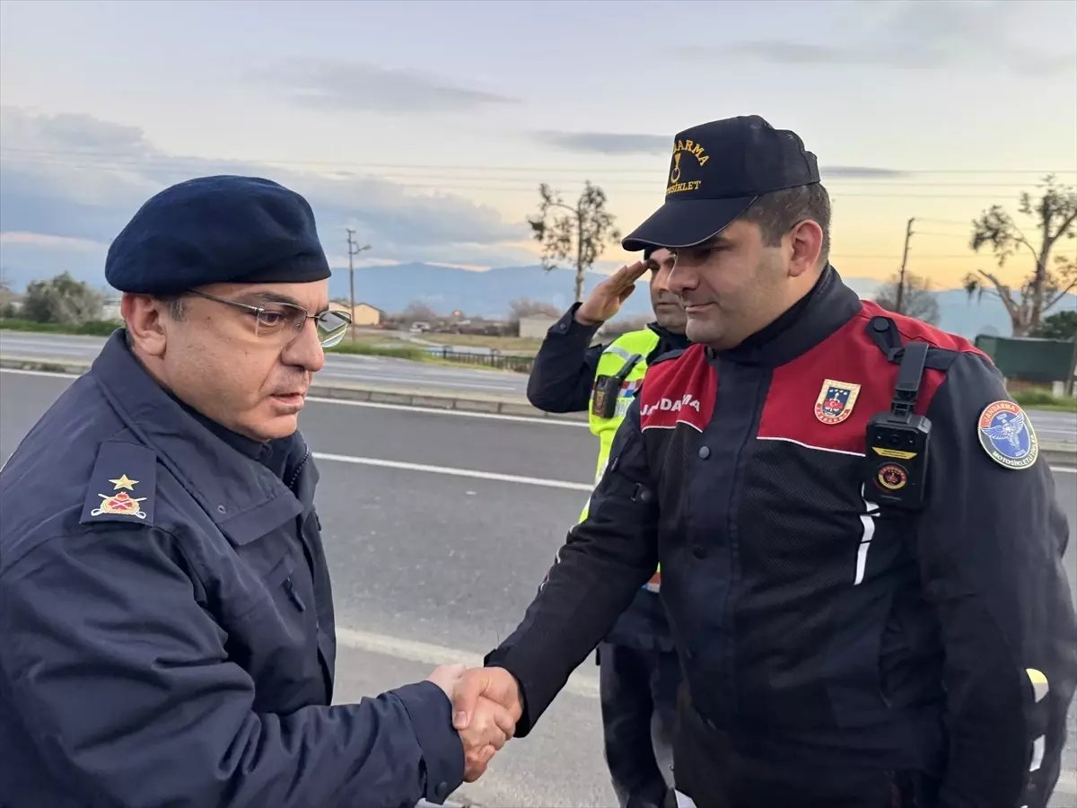 Aydın İl Jandarma Komutanı ve İl Emniyet Müdürü personelin yeni yılını kutladı