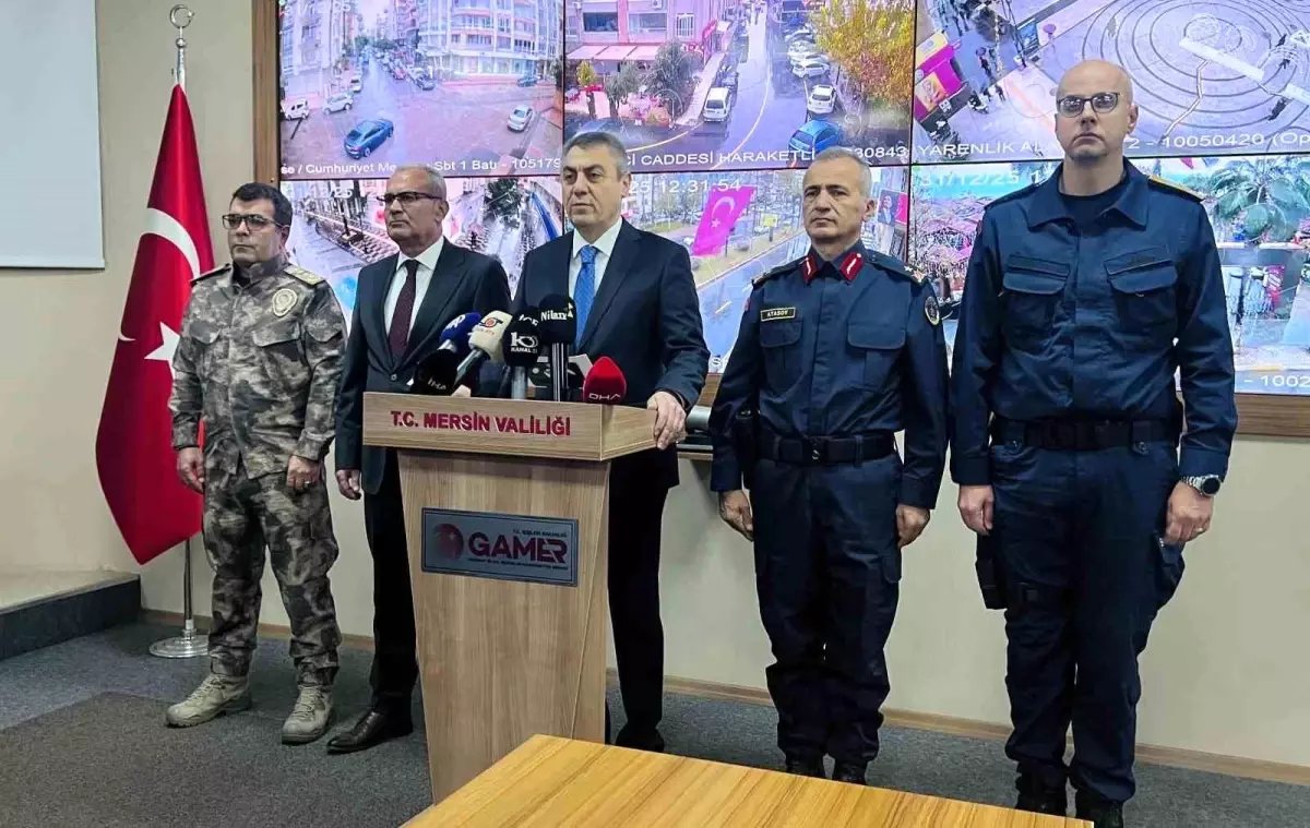 Mersin'de yılbaşı tedbirleri üst seviyede: 12 bin 216 güvenlik personeli görevde