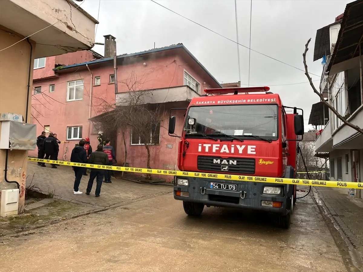 Sakarya'da evde çıkan yangın söndürüldü