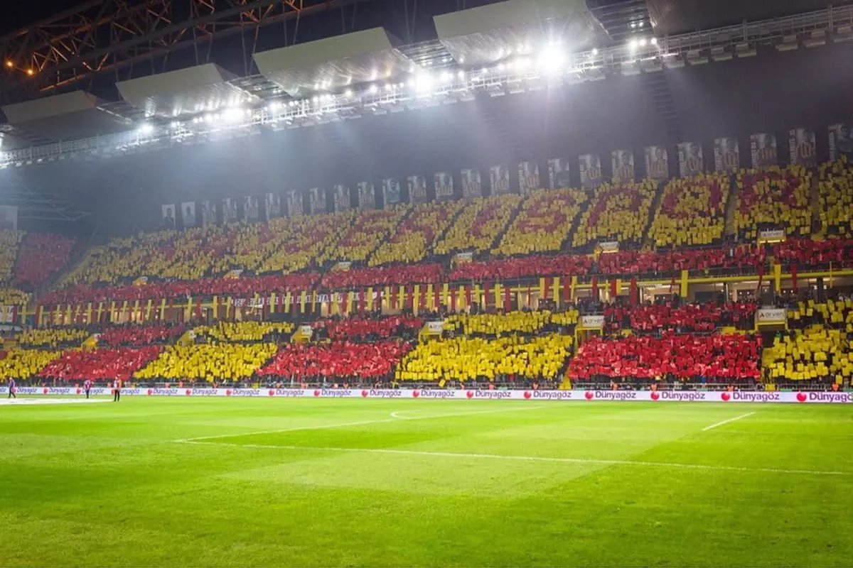 Kayserispor, hem Manchester United hem de Manchester City'den transfer yaptı