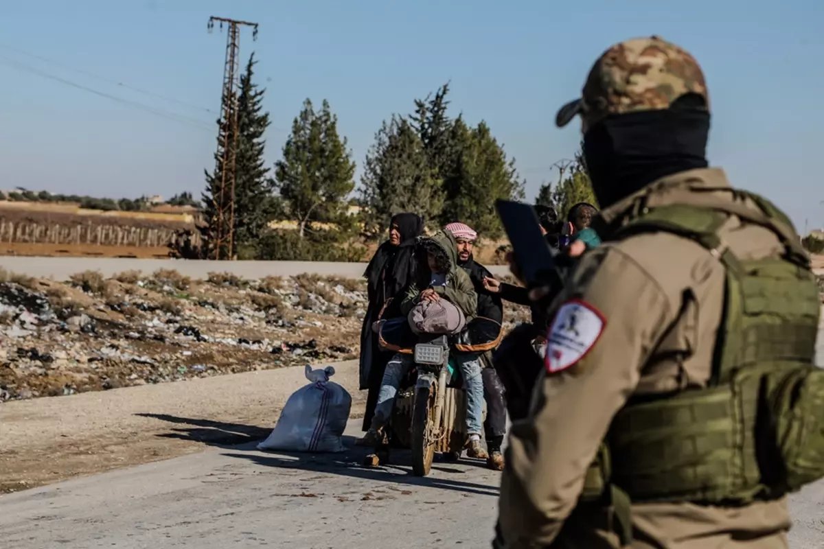YPG'nin çekilme kararına Şam yönetiminden ilk tepki