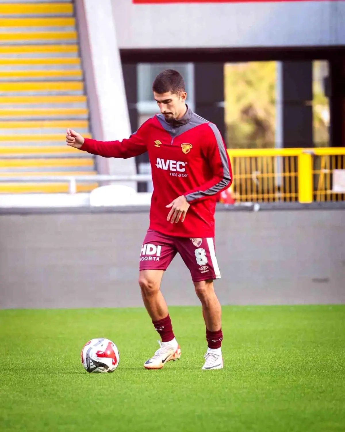 Göztepe'de yeni transfer Alexis Antunes sakatlandı