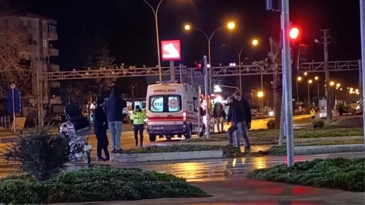 Sakarya'da otomobil ile motosiklet çarpıştı: 2 yaralı