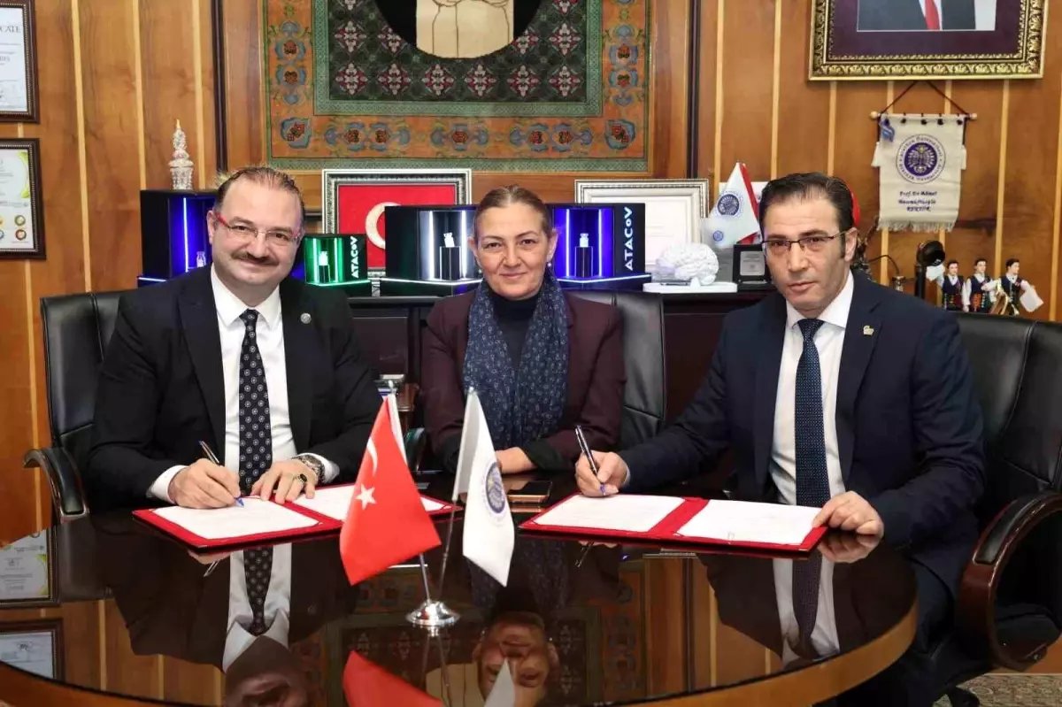 Atatürk Üniversitesi ile Kudaka'dan geleneksel el sanatlarına güçlü destek