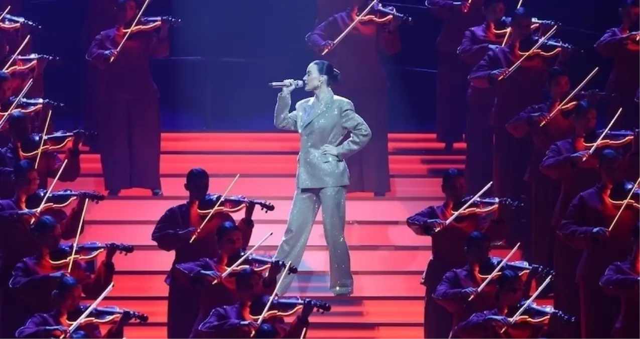 JOY AWARDS 2026, ödül töreninde uluslararası yıldızları bir araya getirdi