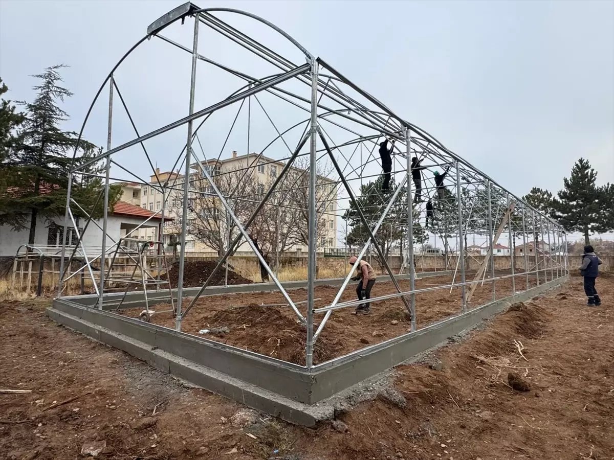 Kayseri Büyükşehir Belediyesinden Bünyan'a tam otomasyonlu modern sera