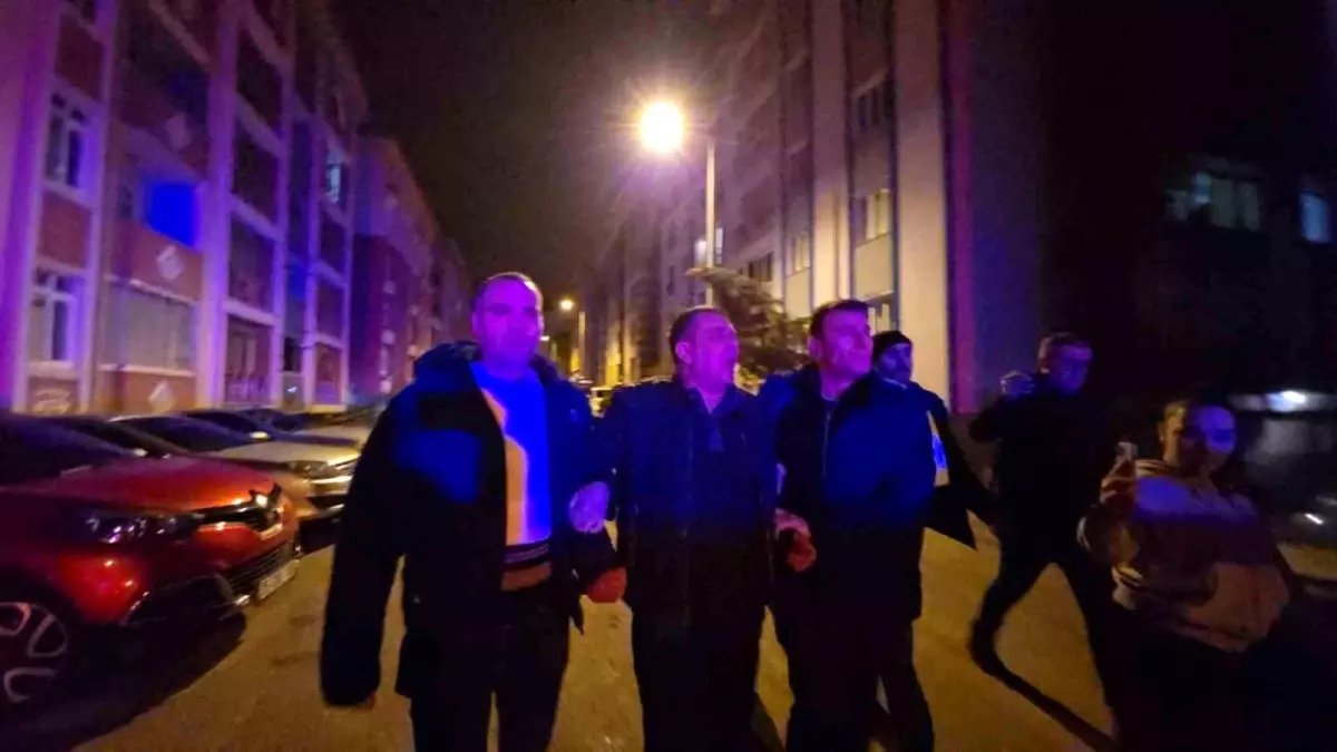 Karabük'te sıcak saatler: Kapısına gelen kızının erkek arkadaşını av tüfeği ile ayağından vurarak yaraladı