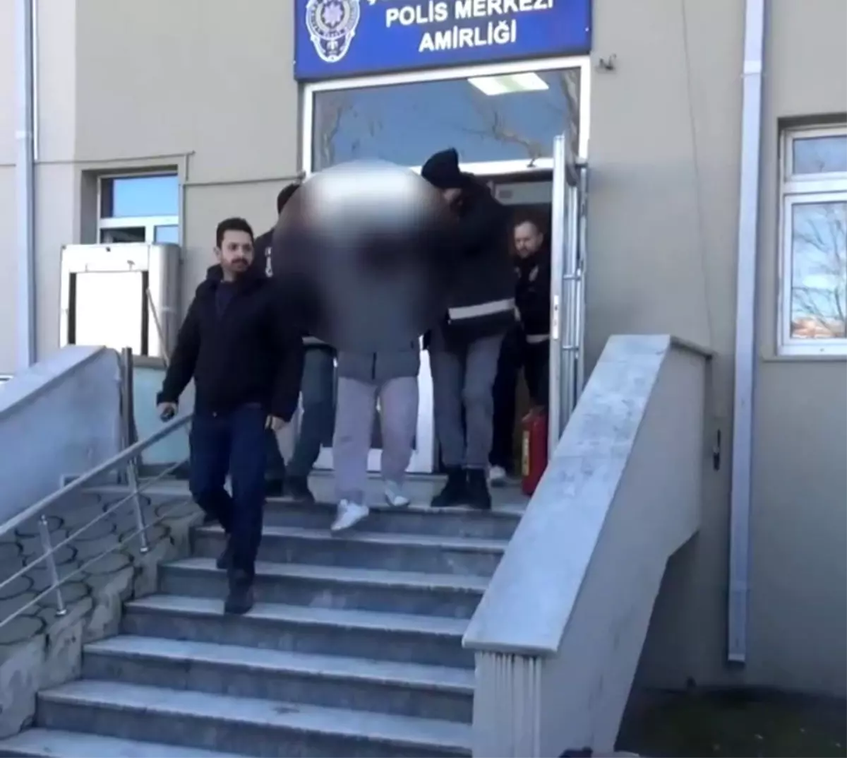 Lüleburgaz'da 'savcı' yalanıyla milyonluk altın vurgunu: 3 tutuklama