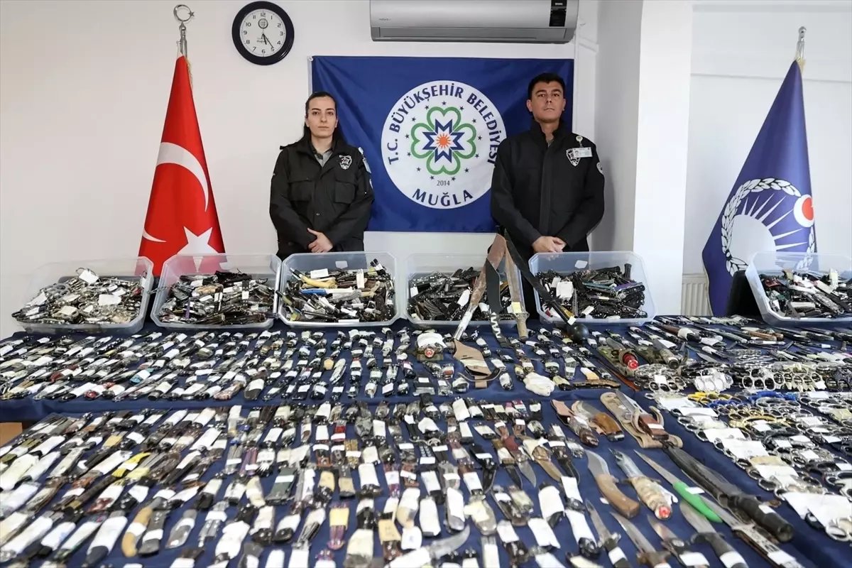 Muğla otogarlarında 2025 yılında 2 bin 520 kesici alet ele geçirildi