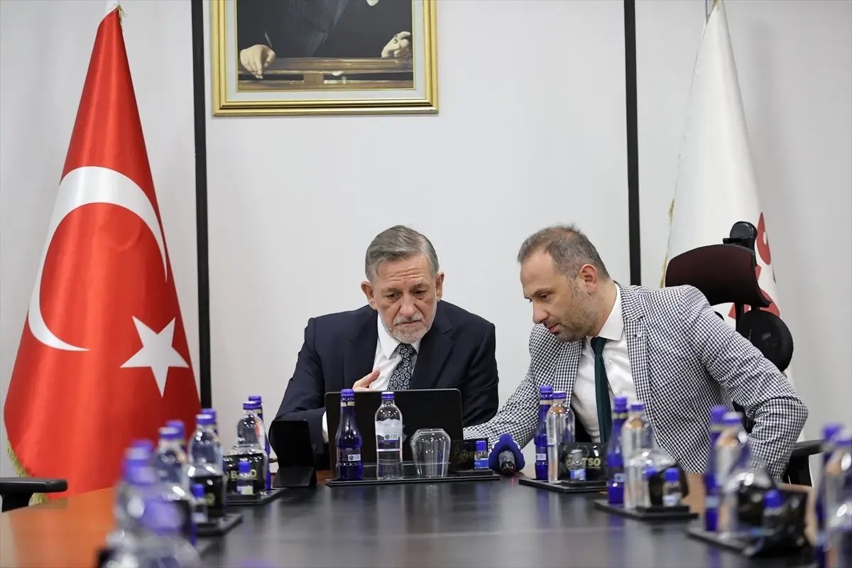 Bursa Ticaret ve Sanayi Odası Başkanı Burkay, AA'nın "Yılın Kareleri" oylamasına katıldı