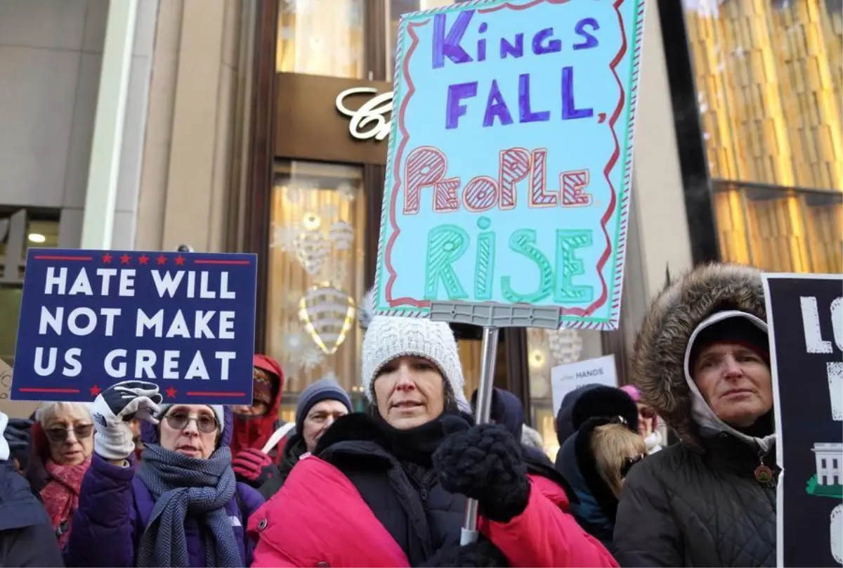 Albüm: ABD Başkanı Trump'ın Son Dönemdeki Politikaları New York'ta Protesto Edildi