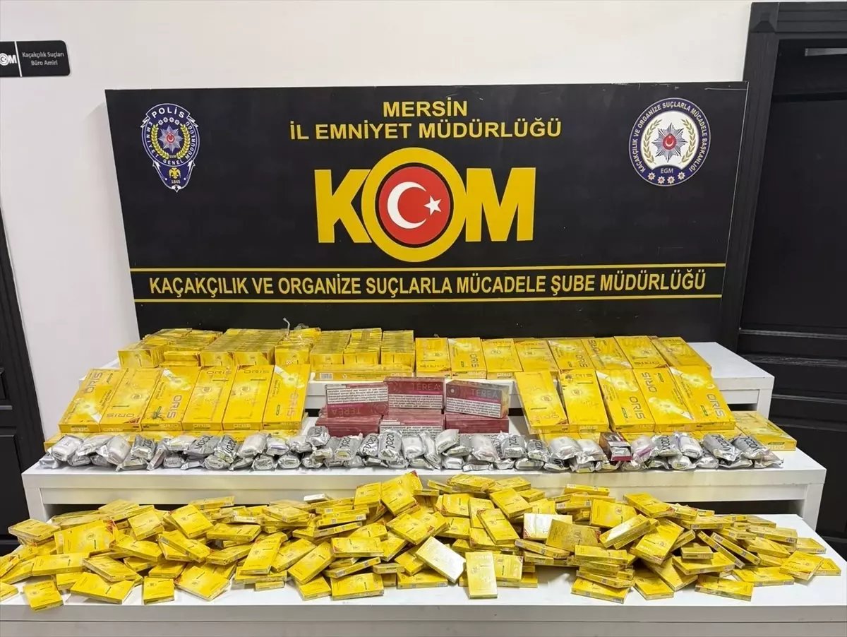 Mersin'de tırda gümrük kaçağı sigara ve puro ele geçirildi