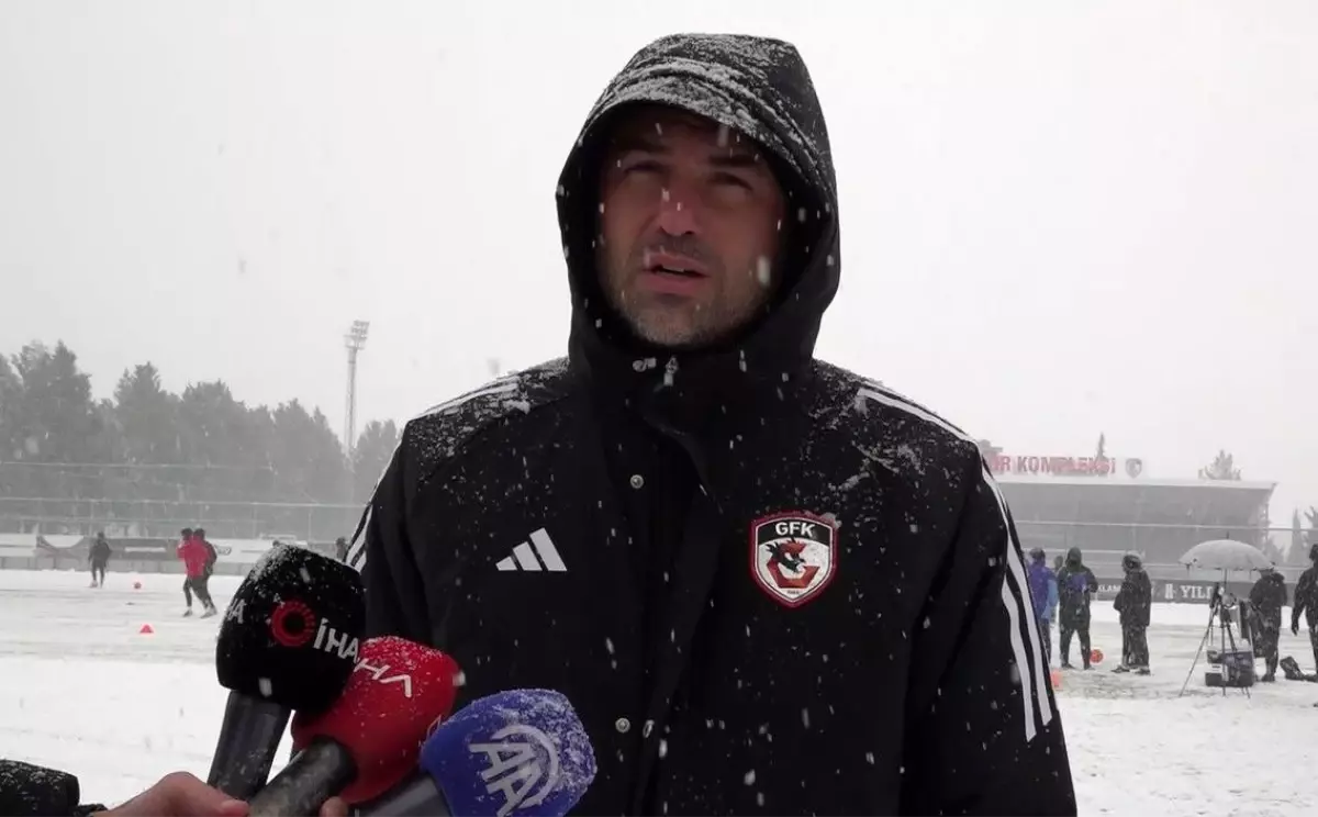 Burak Yılmaz: "Galatasaray maçının güzelliği ve öz güveni bizim için önemli"