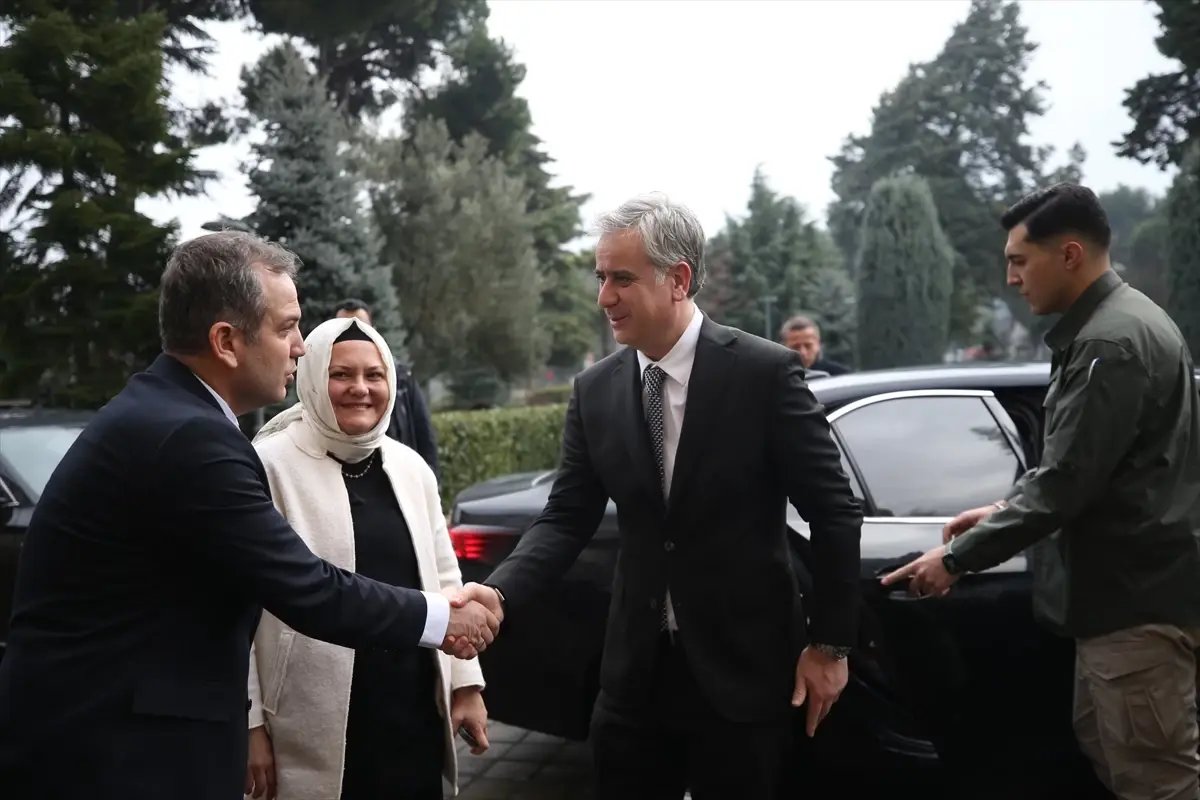 AK Parti Genel Başkan Yardımcısı Yalçın, Balıkesir'de konuştu Açıklaması