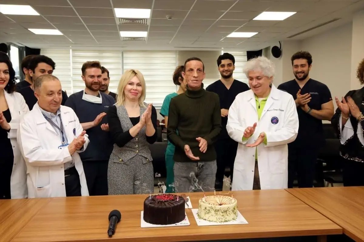 Türkiye'nin ilk yüz naklinin 14. yılı kutlandı