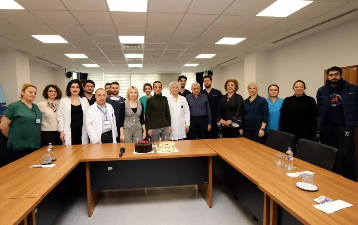 Hayata 14 yıldır başka bir yüzle bakıyor: Türkiye'nin ilk yüz nakli, 14 yıl sonra yeni hayatının mimarlarıyla yeniden buluştu