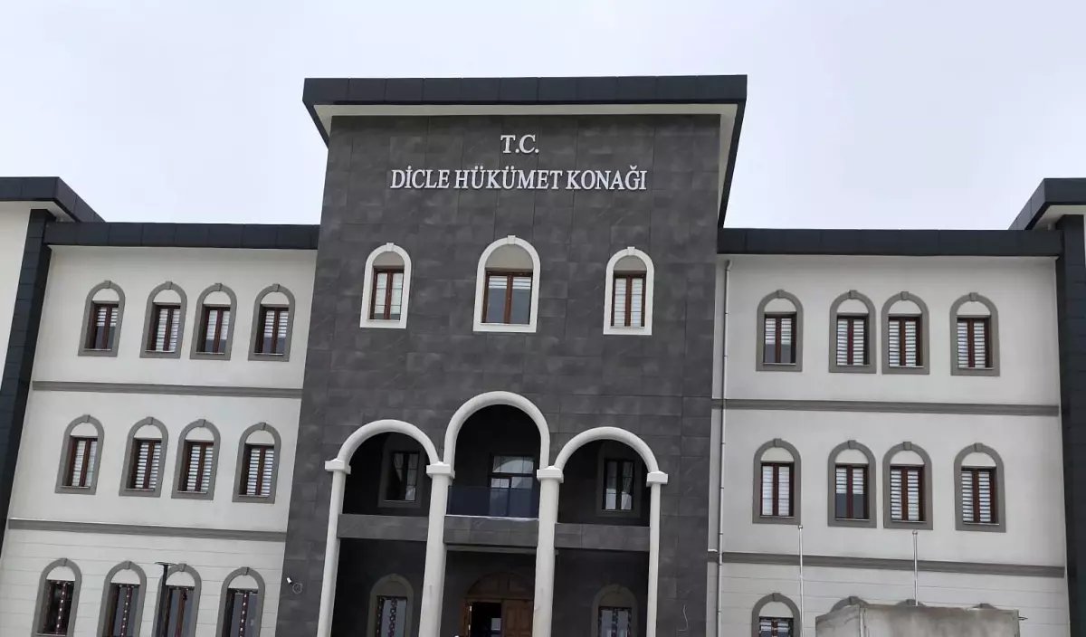 Dicle'de 1 yılda 6 bin 519 adet kök kenevir ele geçirildi