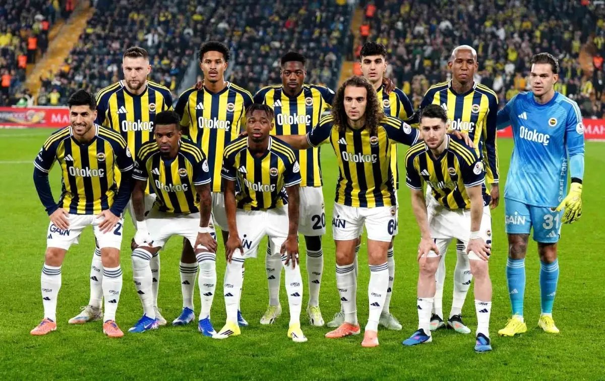 Fenerbahçe ile Galatasaray arasındaki puan farkı 3'e çıktı