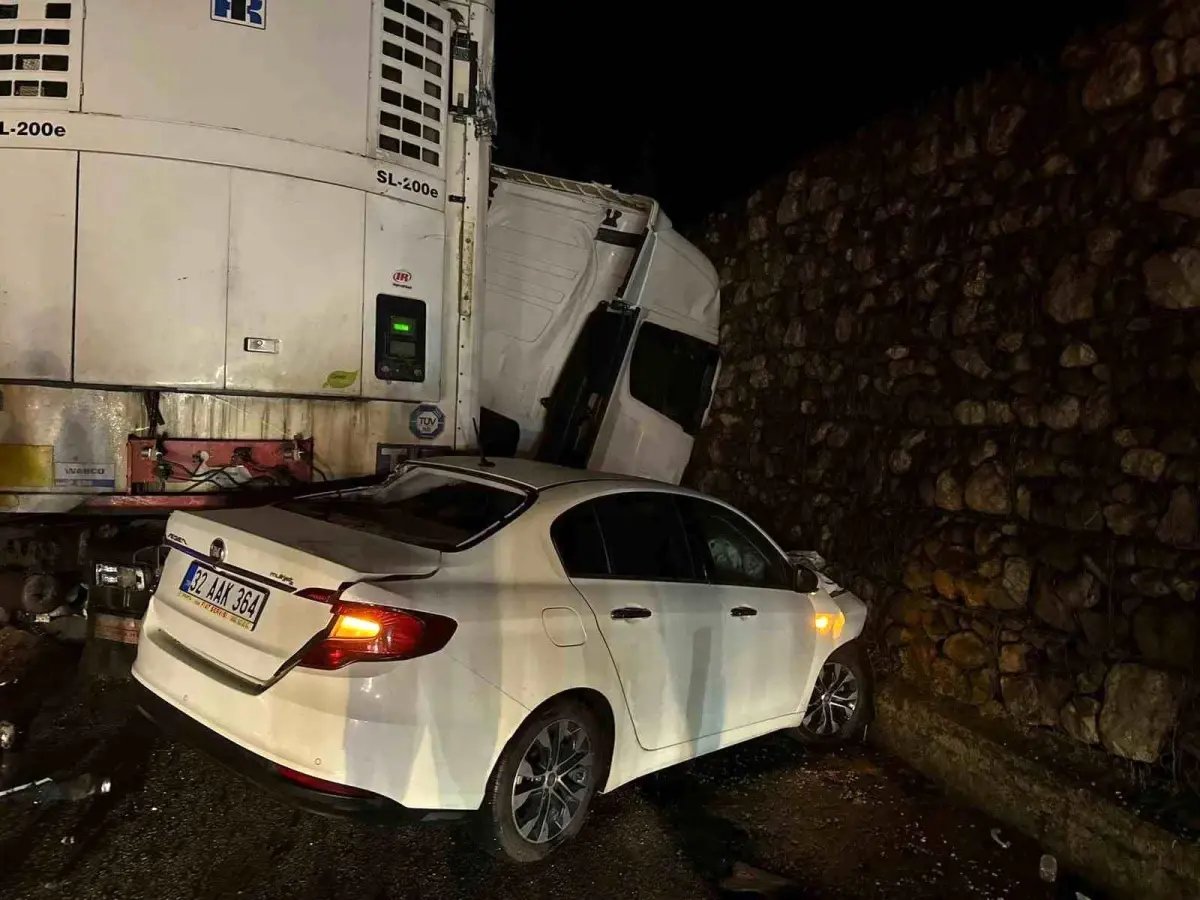 Burdur'daki feci kazada ölü sayısı 2'ye yükseldi