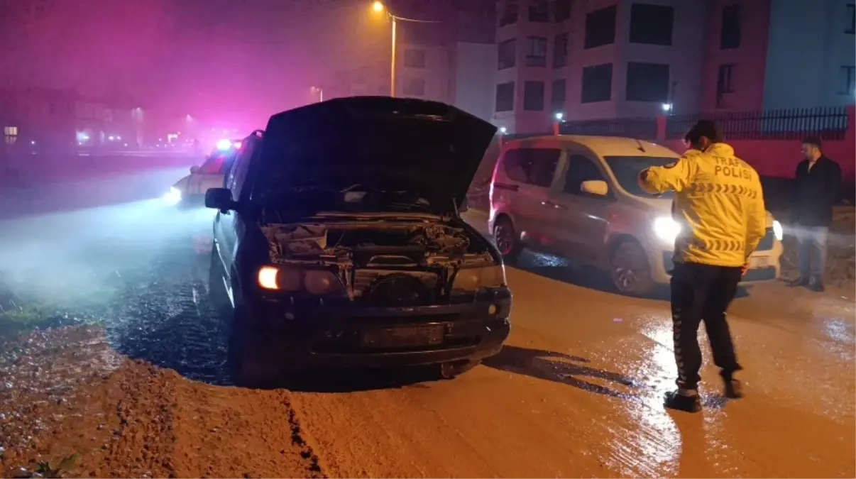 Alkollü sürücü polisten kaçarken kaza yaptı