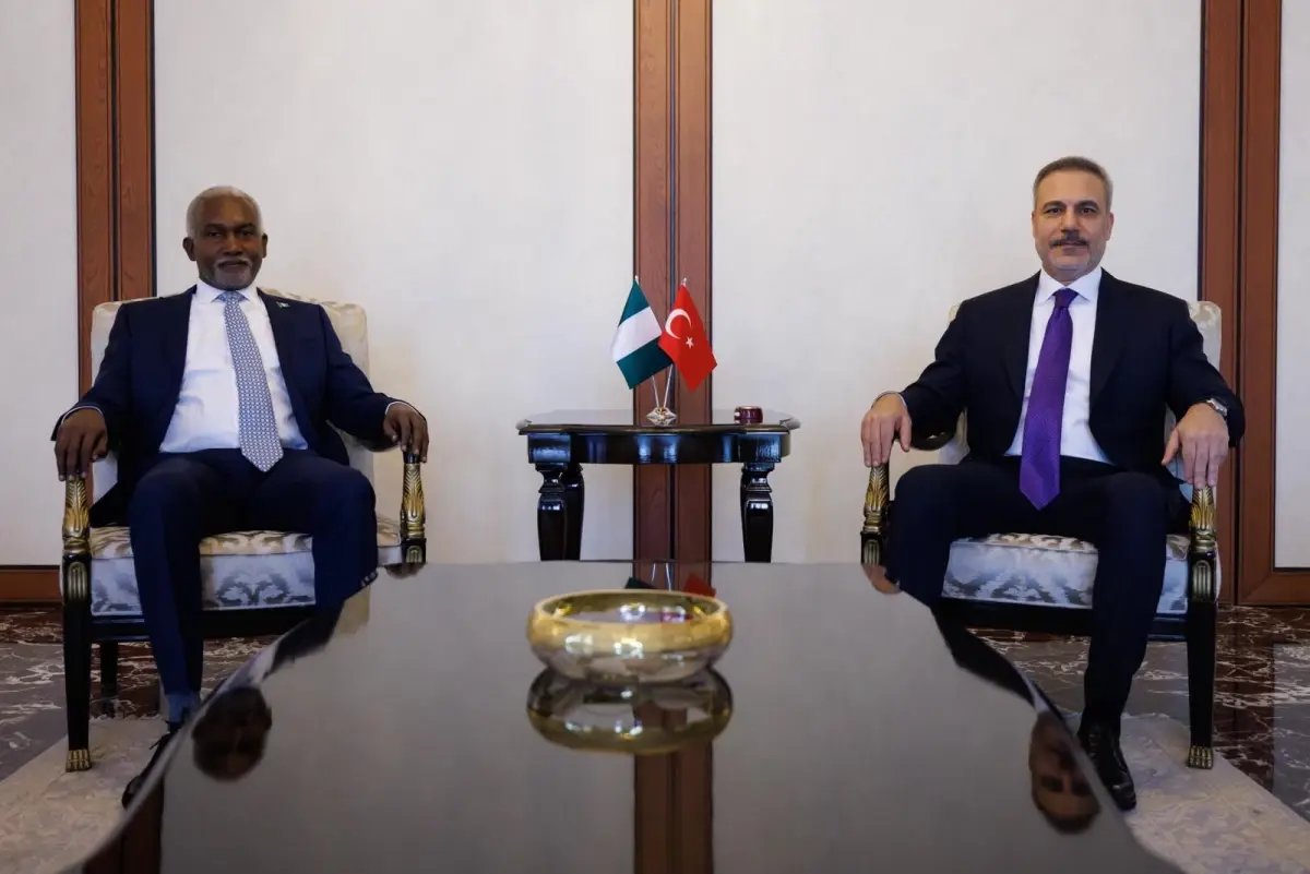 Bakan Fidan, Nijeryalı mevkidayı Tuggar ile görüştü