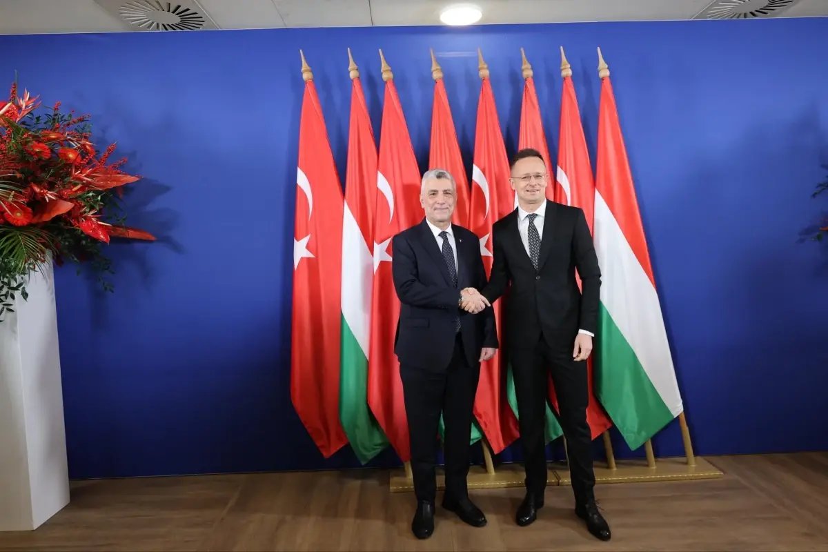 Bakan Bolat, Macaristan'da JETCO 2'nci Dönem Toplantısı'na katıldı