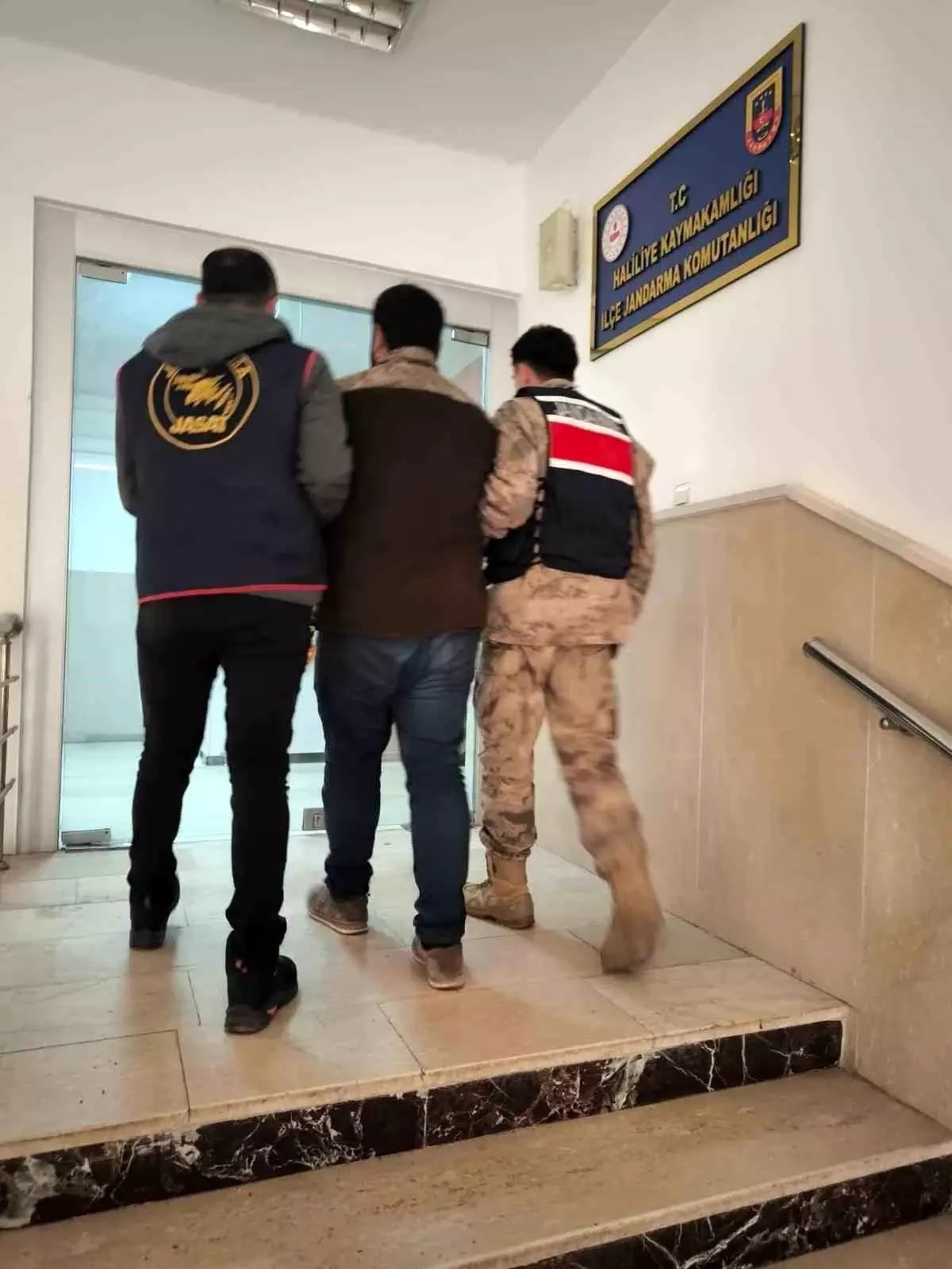 Şanlıurfa'da 25 yıl hapis cezası bulunan firari yakalandı