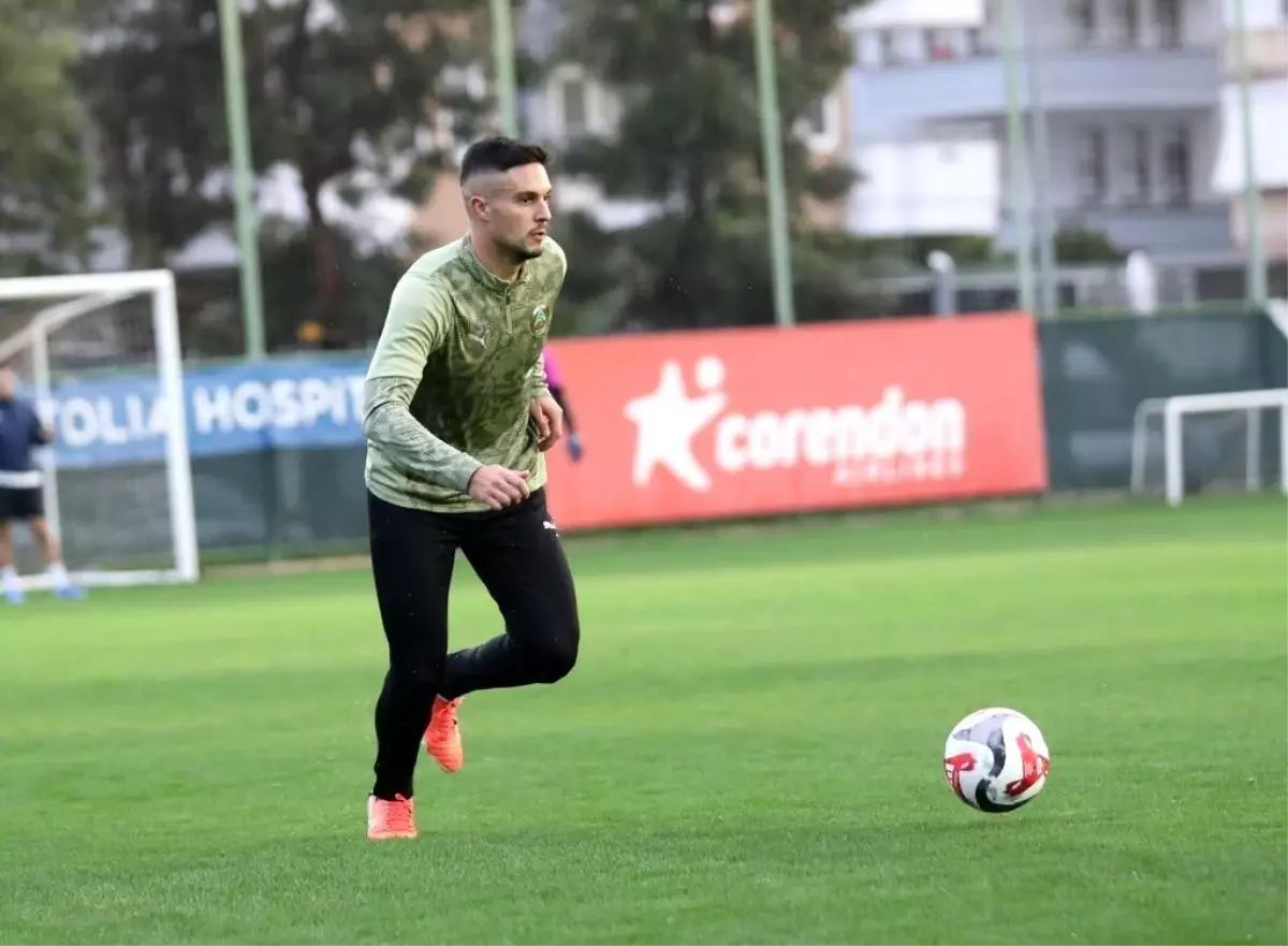 Alanyaspor, Eyüpspor maçı hazırlıklarını tamamladı