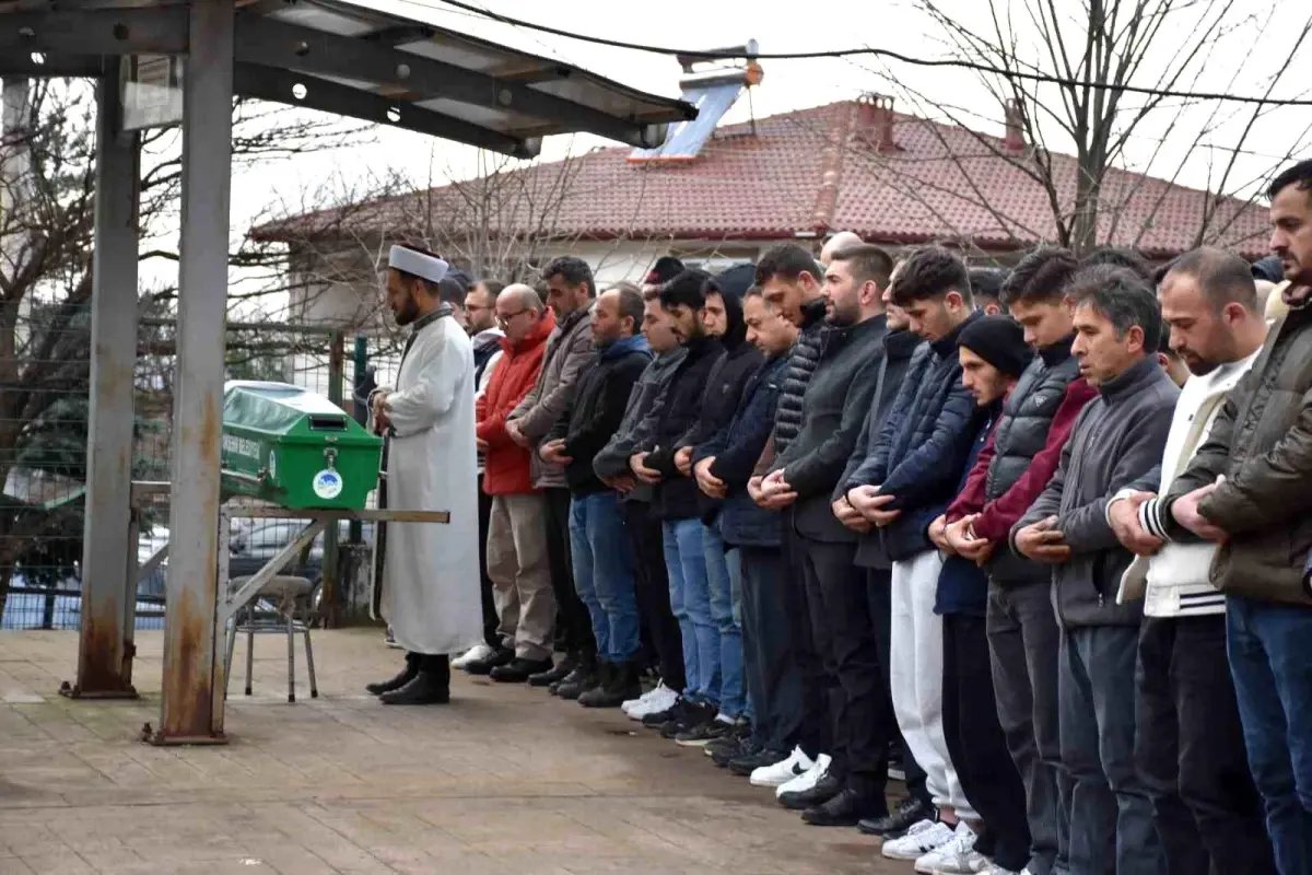 Kavgada tüfekle vurulan genç son yolculuğuna uğurlandı